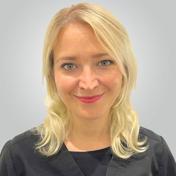 Dr-Johana